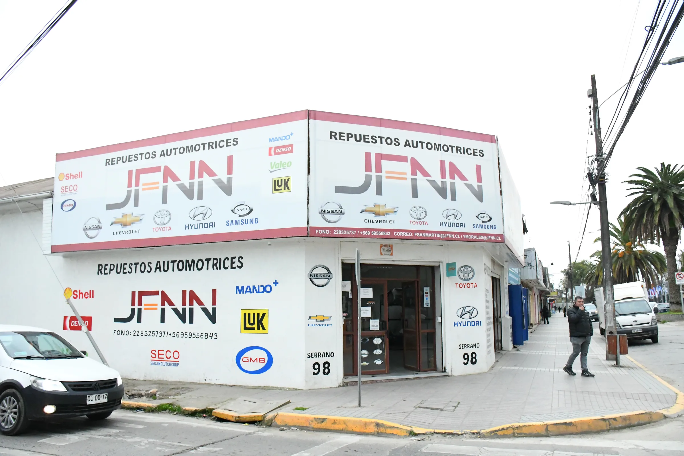 Fachada del local de Repuestos Automotrices JFNN en Serrano 98, Melipilla