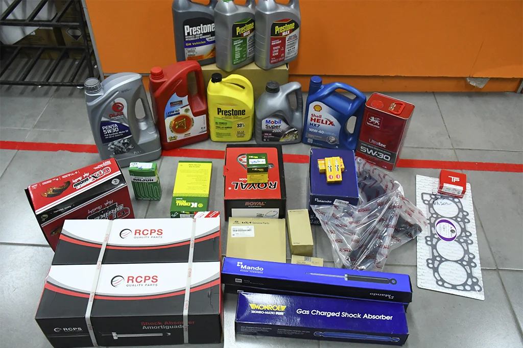 Amplia variedad de repuestos automotrices de alta calidad: aceites, frenos, suspensión, encendido y motor en Repuestos Automotrices JFNN